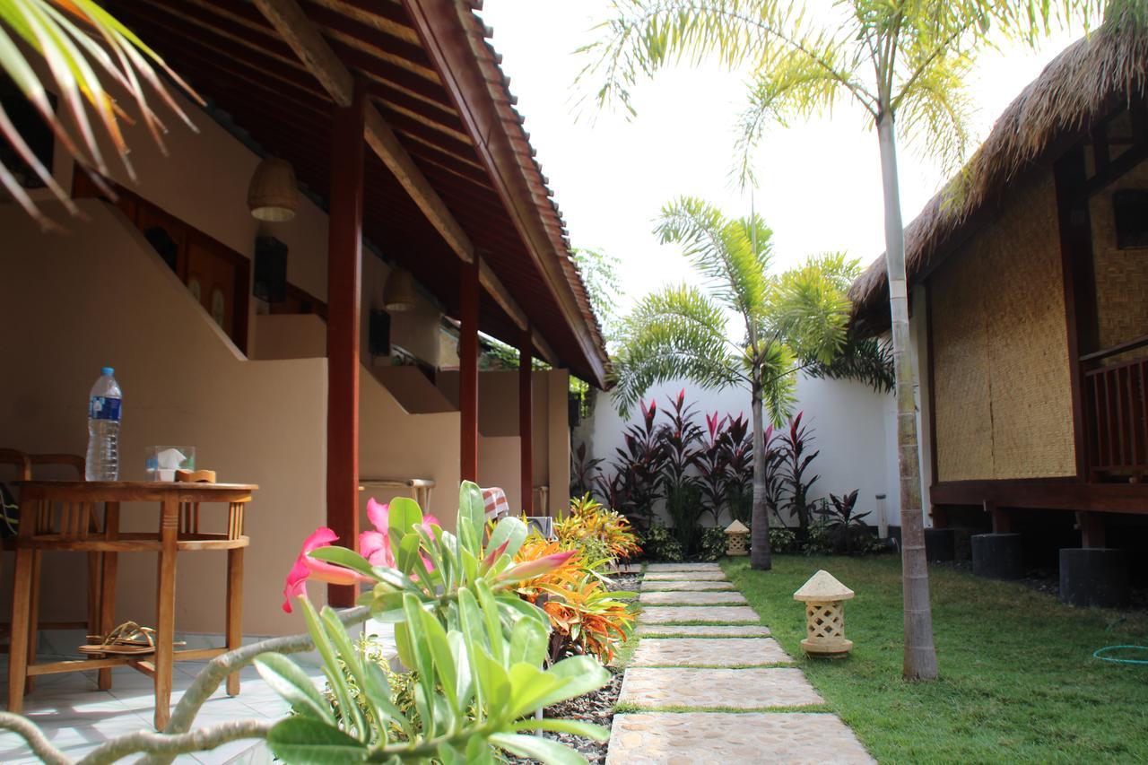 Aldi'S Homestay Kuta  Esterno foto