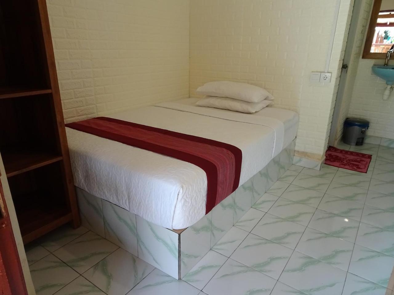 Aldi'S Homestay Kuta  Esterno foto